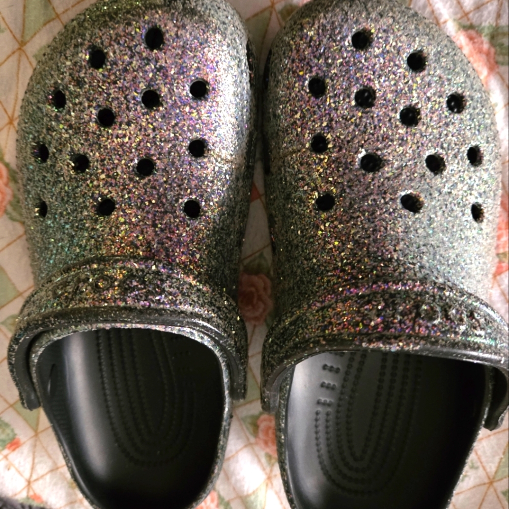 Beautiful glitter crocs